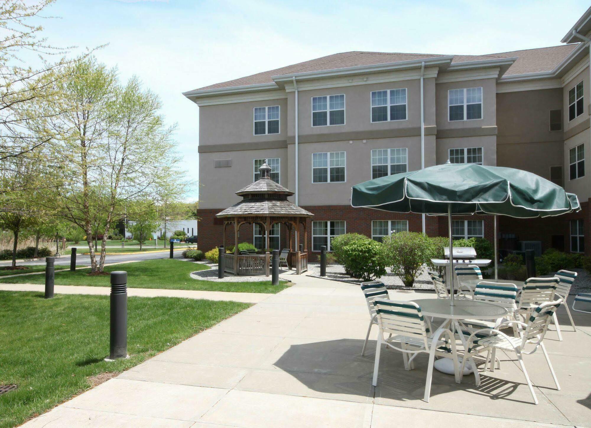 Homewood Suites By Hilton Providence-Warwick Exterior photo